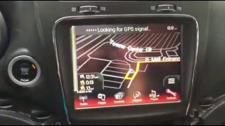 Sistema di navigazione GPS con player multimediale Fiat Freemont Dodge Journey Uconnect 84quot [upl. by Lucey80]