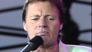 Delbert McClinton  Standing On Shaky Ground Live at Farm Aid 1985 [upl. by Geri]